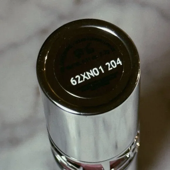 Yves Saint Laurent Loveshine Lipstick | 204 Melted Honey | NEW MAKEUP - Picture 2 of 4